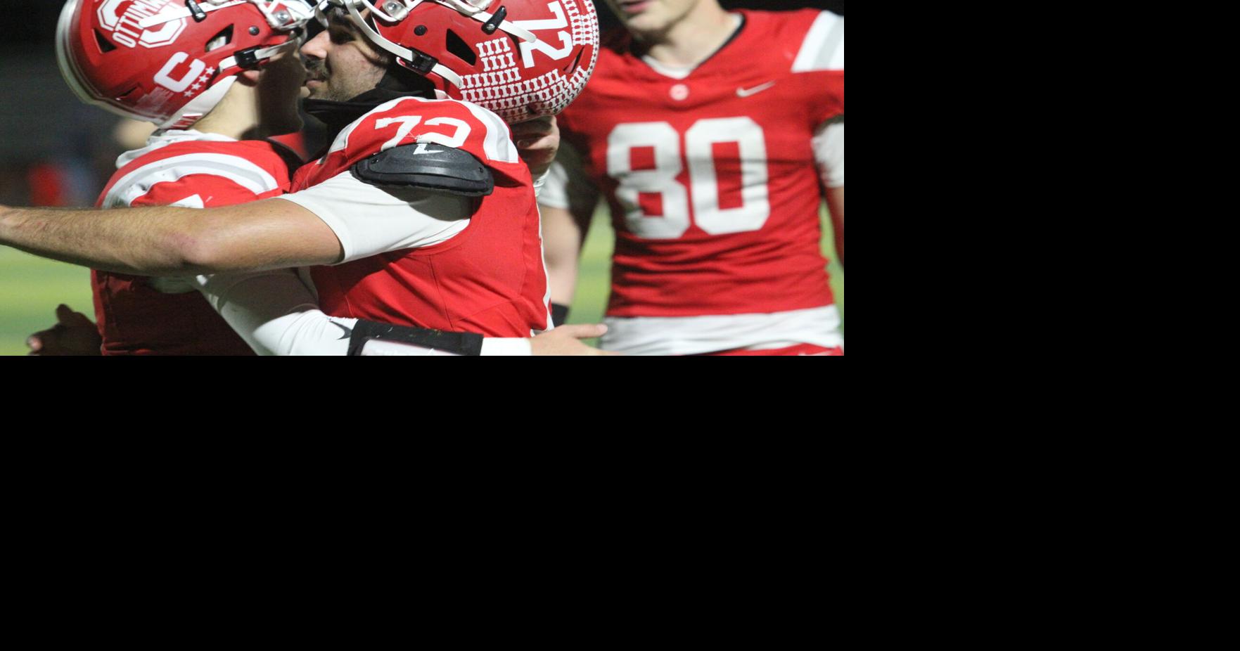 Prep football: Bulldogs fall to Little Hawks in season finale