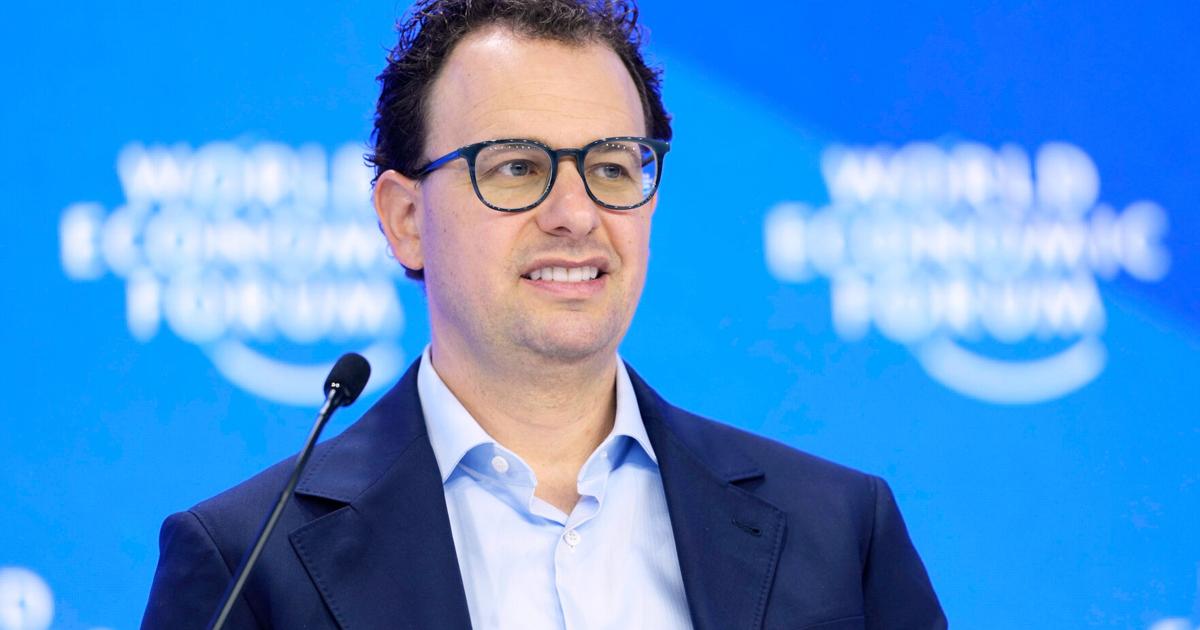 Artificial intelligence giant Anthropic files papers to sell shares to the public for the first time