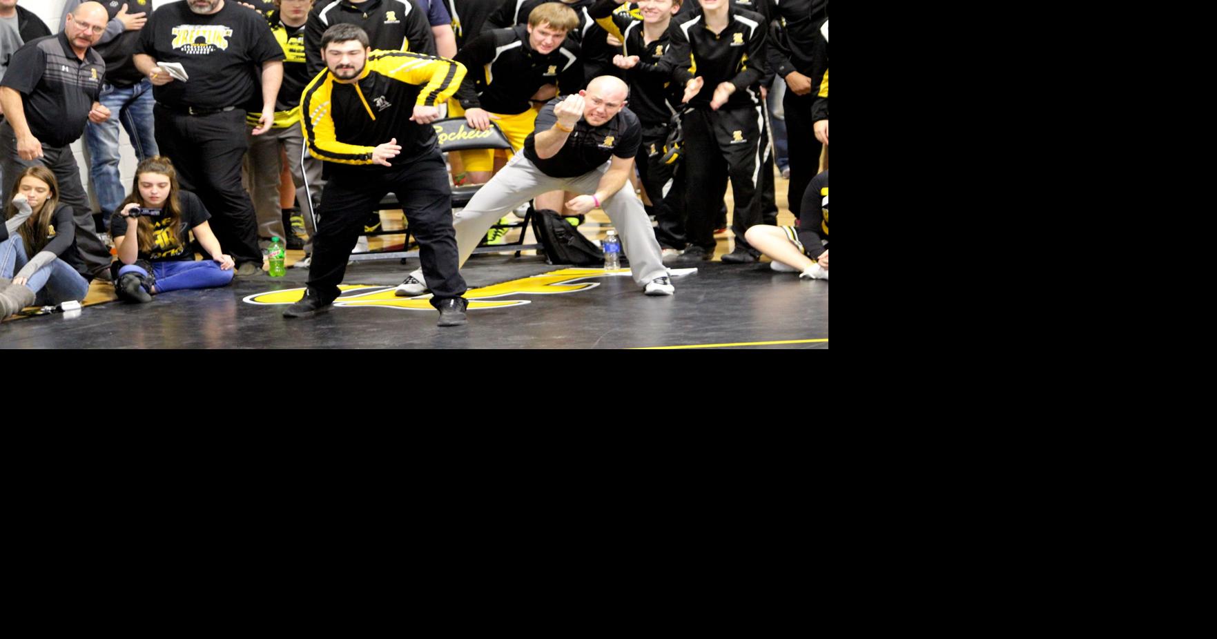 Rockets cap 2018 hosting wrestling tournament High School Sports