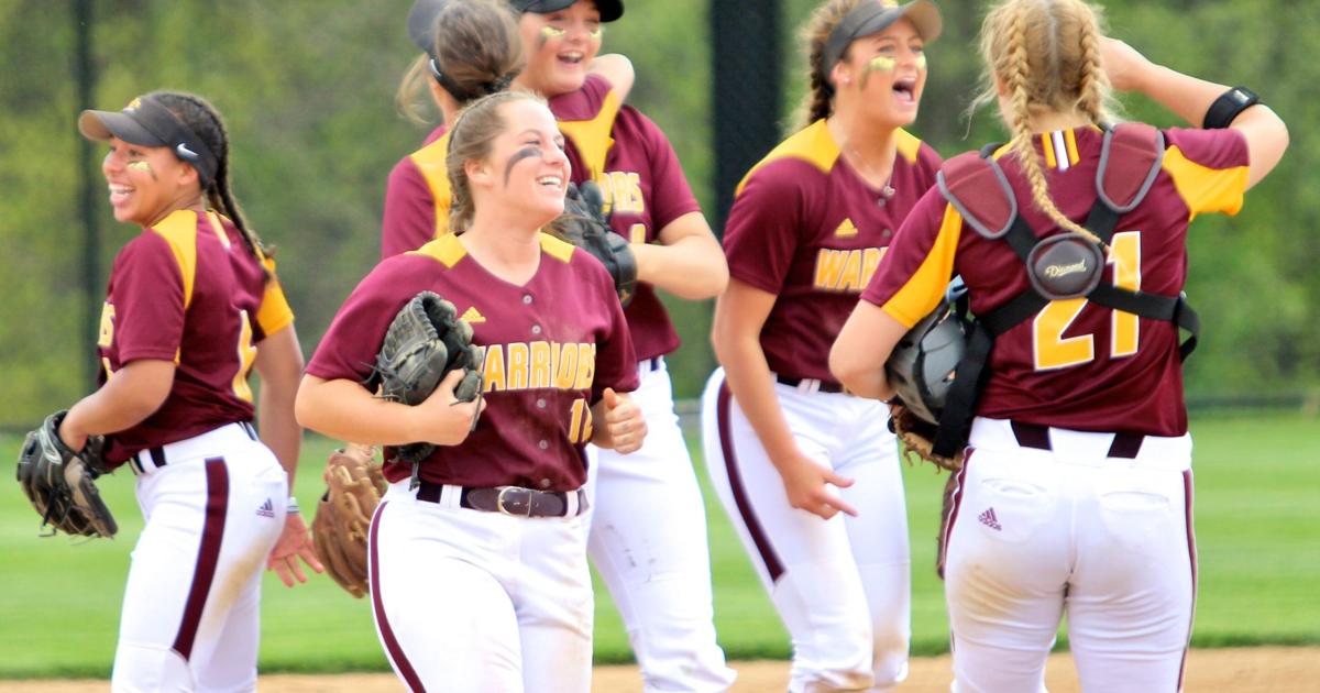 JUCO SOFTBALL Warriors win district title Local Sports