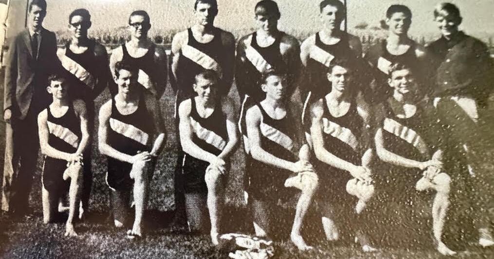 Pekin cross-country to honor first-ever team