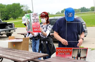 Park Display Honors Graduates News Ottumwacourier Com