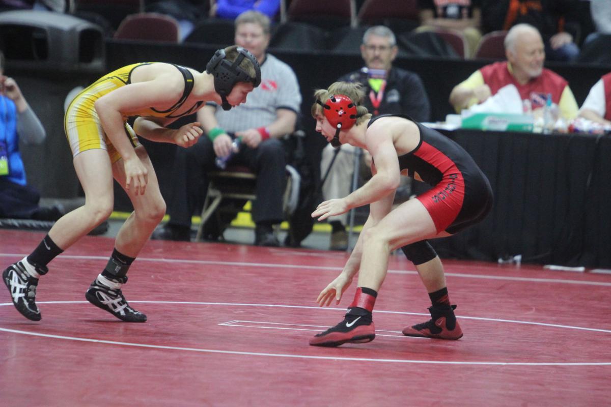 EBF's Walker, Centerville's Kauzlarich meet twice at state wrestling