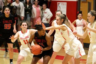 Girls Basketball East Tops Ohs In Key Metro Clash High School