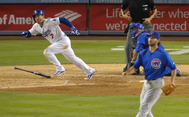 Column: Chicago Cubs ride Wrigley wave to 5th straight win