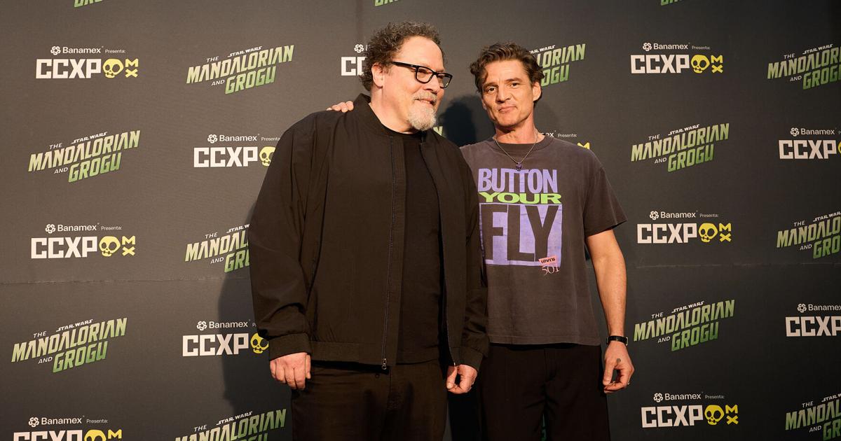 Pedro Pascal pindah ke air mata pada kunjungan kedua ke konvensi budaya pop CCXP Mexico