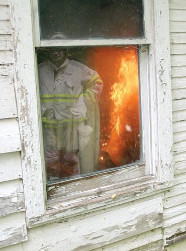 When a firefighter is a firestarter, Archives