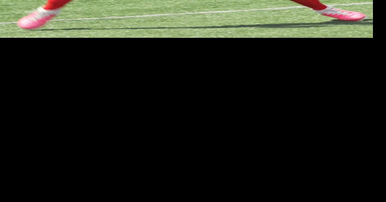 Girls soccer: Fit to be tied