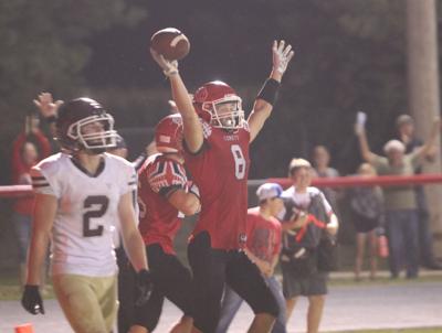 Comets win on last-second touchdown