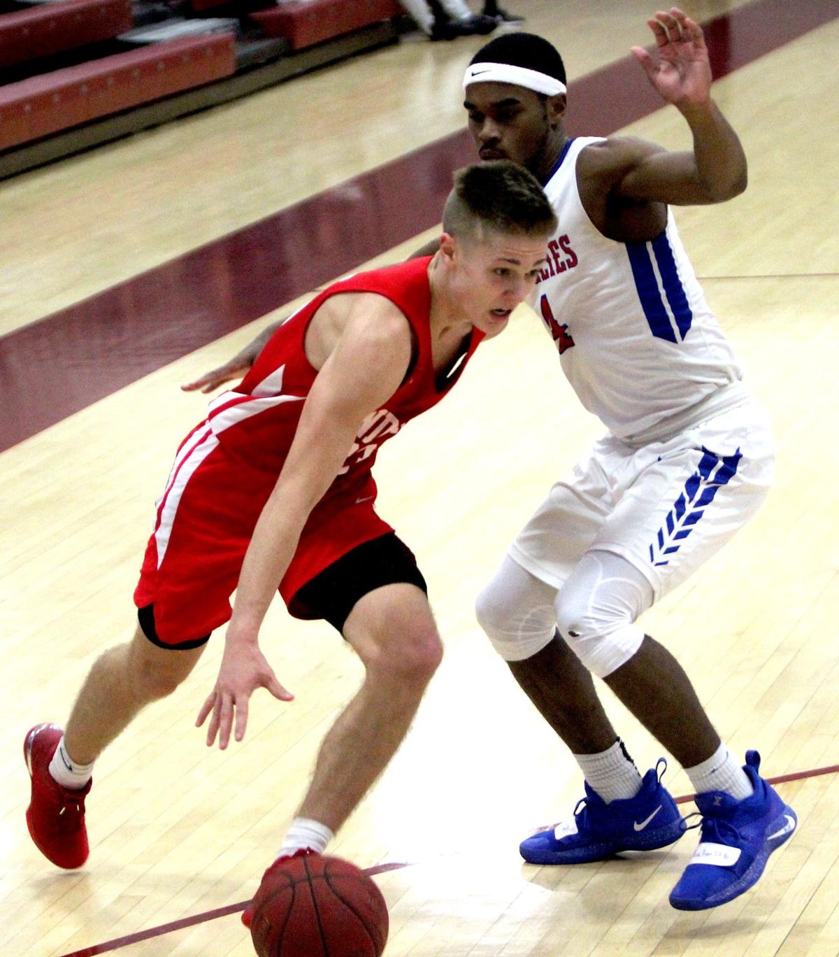 Juco Stars Shine At Hellyer Local Sports Ottumwacourier Com