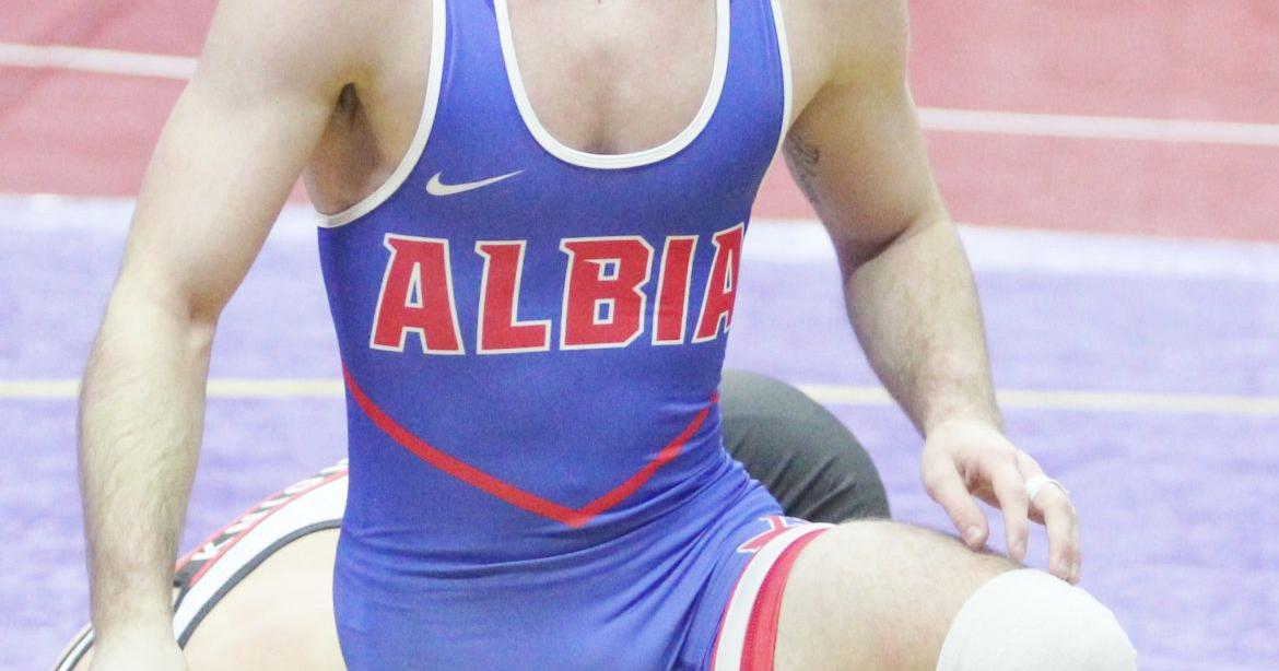 Reeves up for Wrestler of Year | High School Sports | ottumwacourier.com