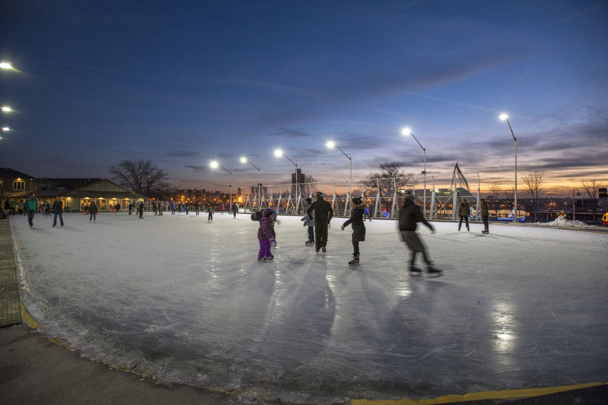 Outdoor skating rinks and trails in Southern Ontario