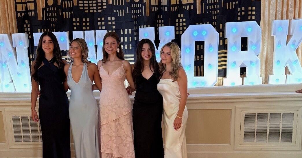 La Cañada Thursday Club Debutante Program Celebrates Milestone | La ...