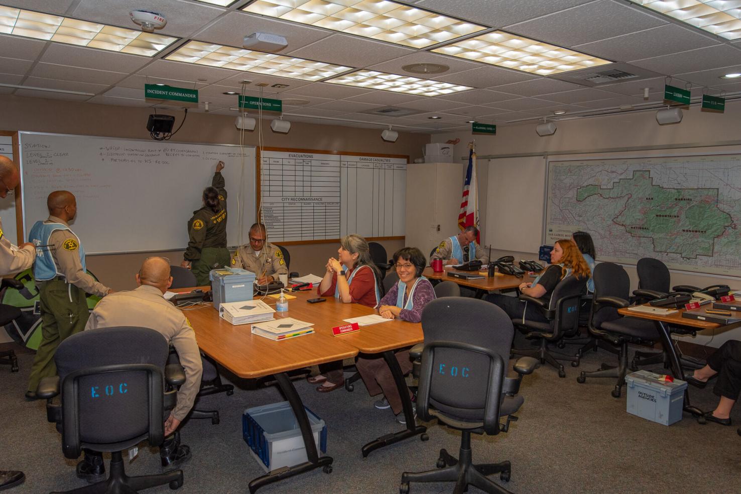 Crescenta Valley Sheriff's Station Participates in Great ShakeOut