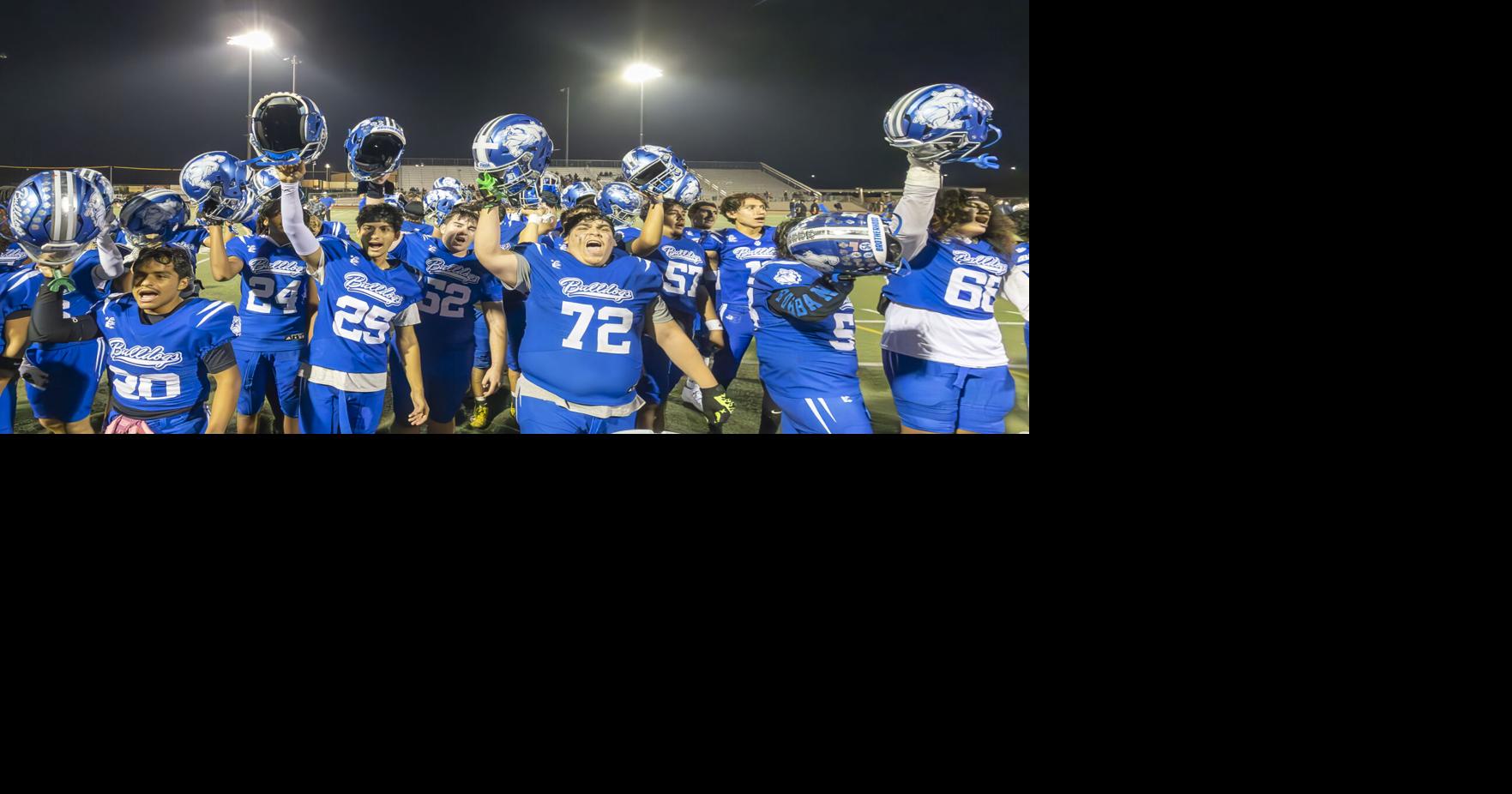 Football: Burbank Outlasts Lancaster in Offensive Playoff Opener ...