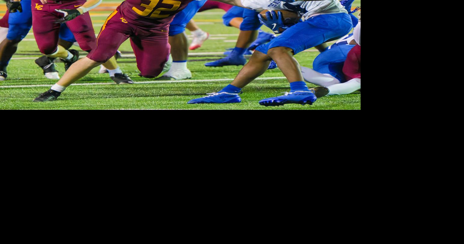 Football: Bell, Radabaugh Earn Top League Honors | Sports ...