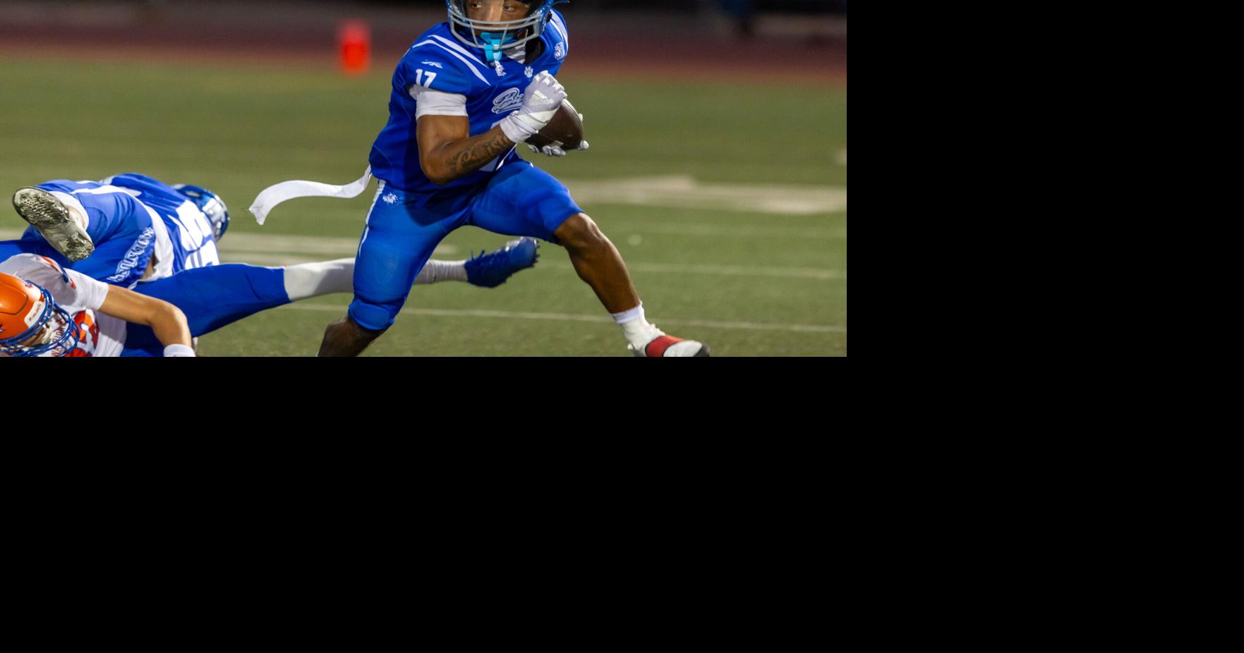 Football: Burbank Rolls Past Hoover for Third Straight League Win ...