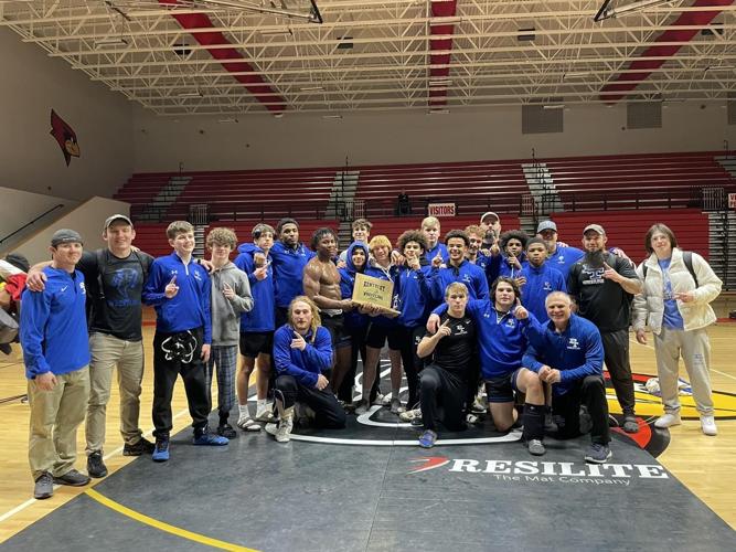 Tilghman and McCracken compete in postseason dual championships