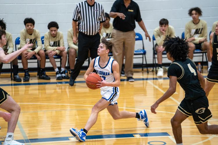 Paducah Tilghman defeats Russellville Panthers Sports