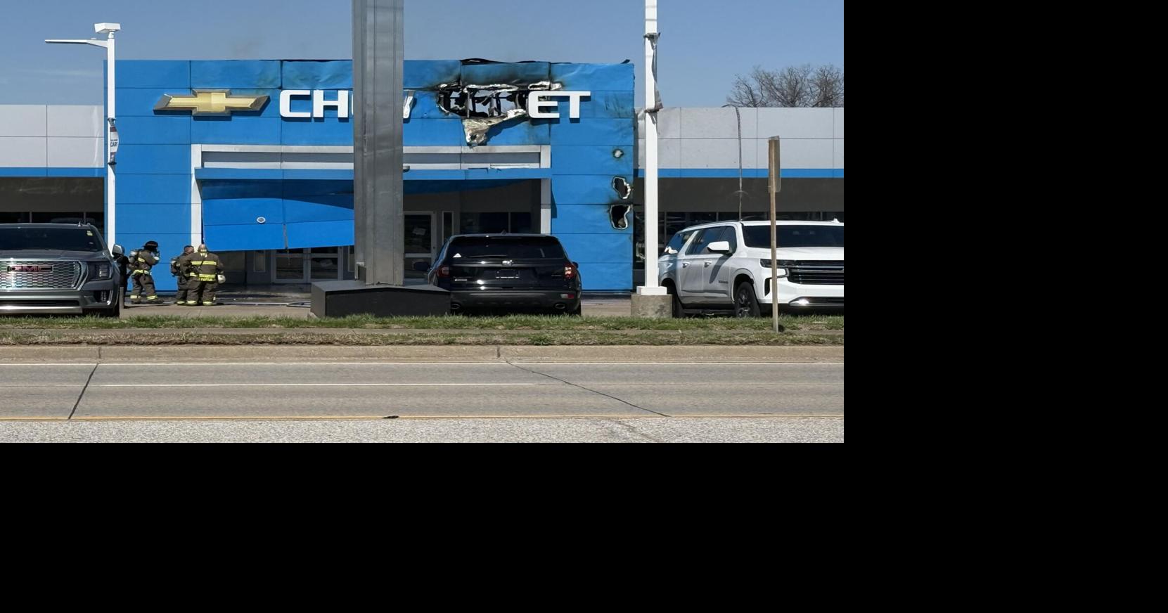 Crews put out fire at local car dealership | News | paducahsun.com