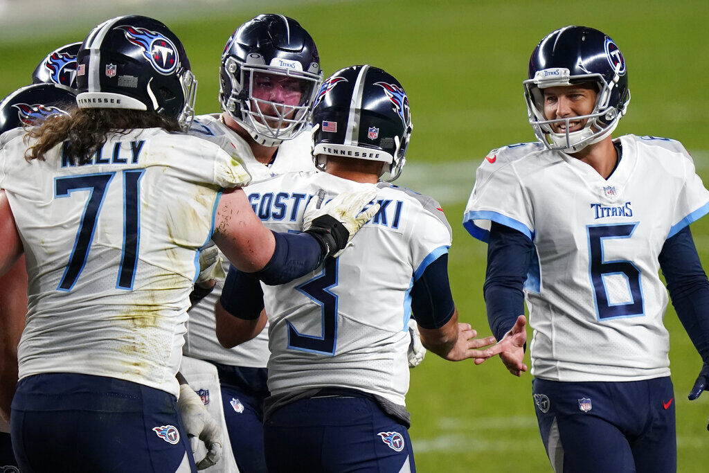 Gostkowski finally delivers in Titans' 16-14 win at Denver