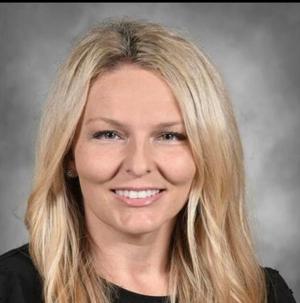 Toree McMain returns to CCHS as Lady Lakers softball coach