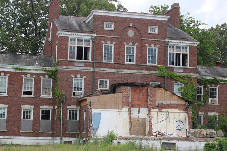 Katterjohn building to be torn down, city plans for future housing