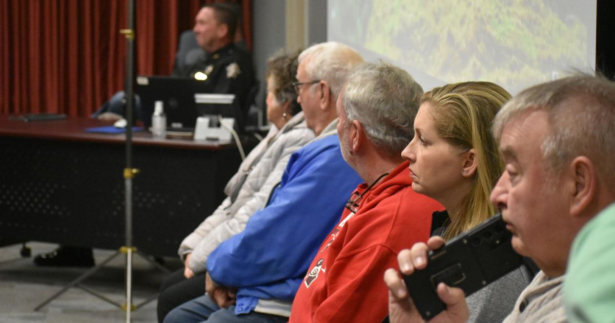 Graves residents share concerns about proposed solar farm News Graves residents share concerns about proposed solar farm News