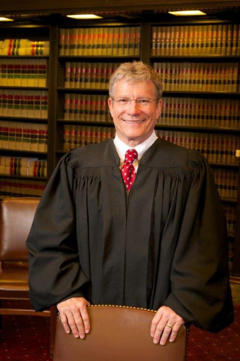 Federal judge Russell inducted into UK law's hall of fame Local News