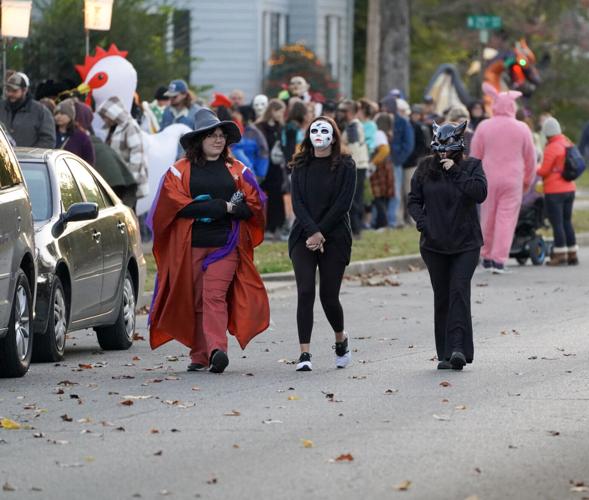 Hundreds enjoy Jefferson Street Halloween Multimedia