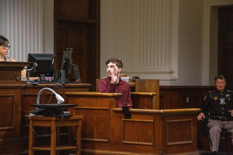 murder_trial_004.jpg