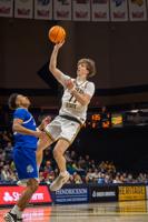 Domon scores 18, Murray State defeats UIC 81-74