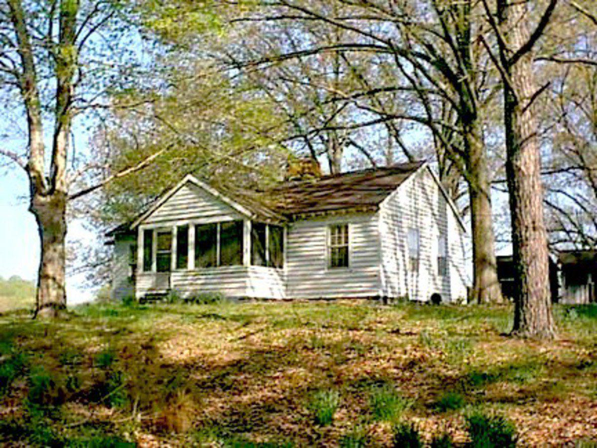 Families work to restore LBL 'Caretaker' house Local News