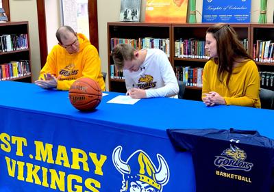 St Mary S Doss To Play Basketball At Webster U Local Sports