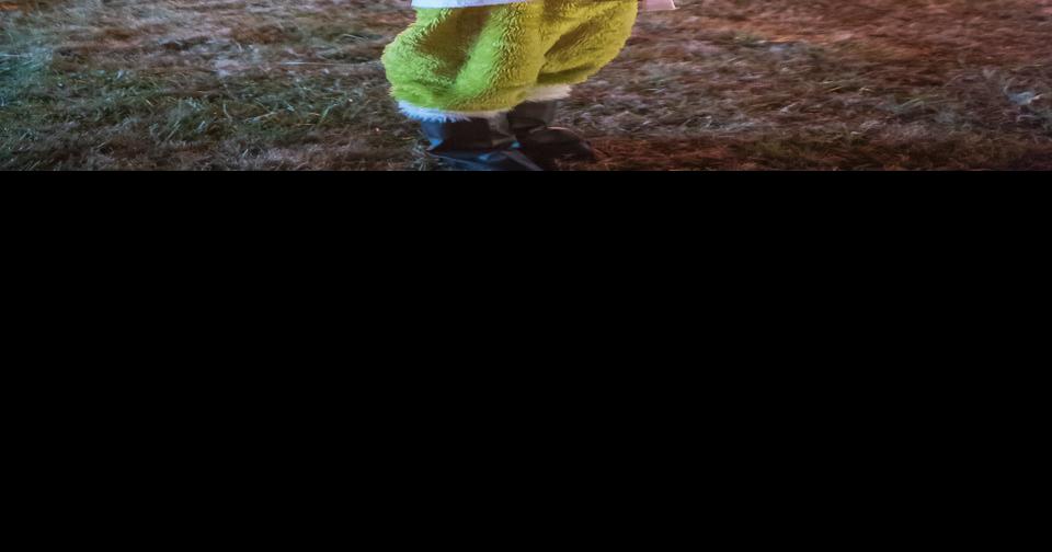 Christmas lights on display at Mike Miller Park News