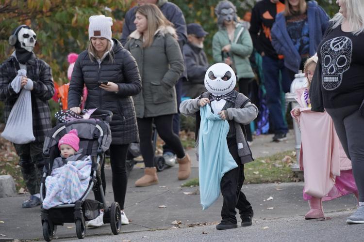 Hundreds enjoy Jefferson Street Halloween Multimedia