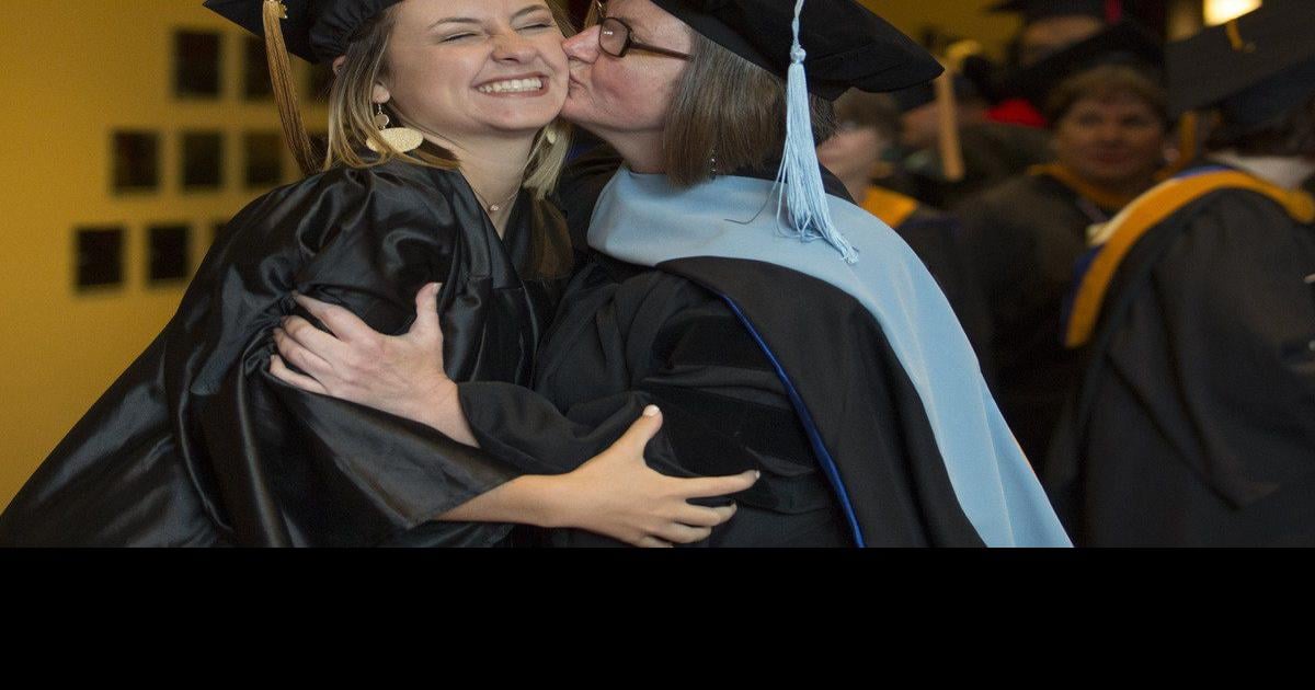 Local Mother Daughter Duo Earn Their Diplomas Together Local News