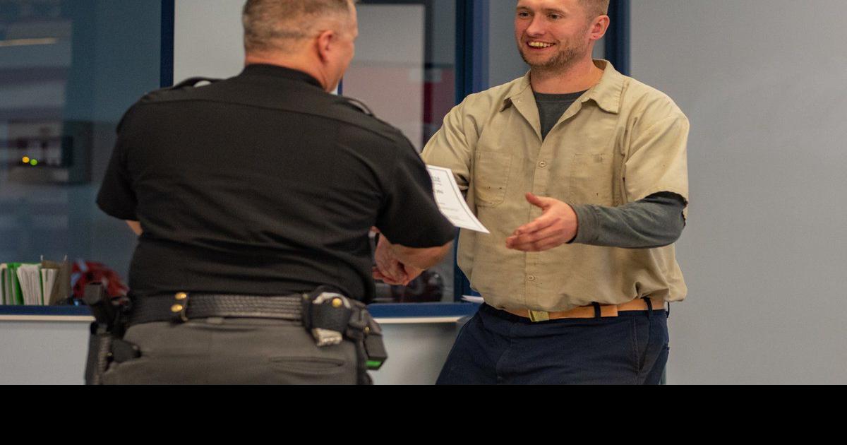 McCracken County jail graduates first deckhands, more welders Local