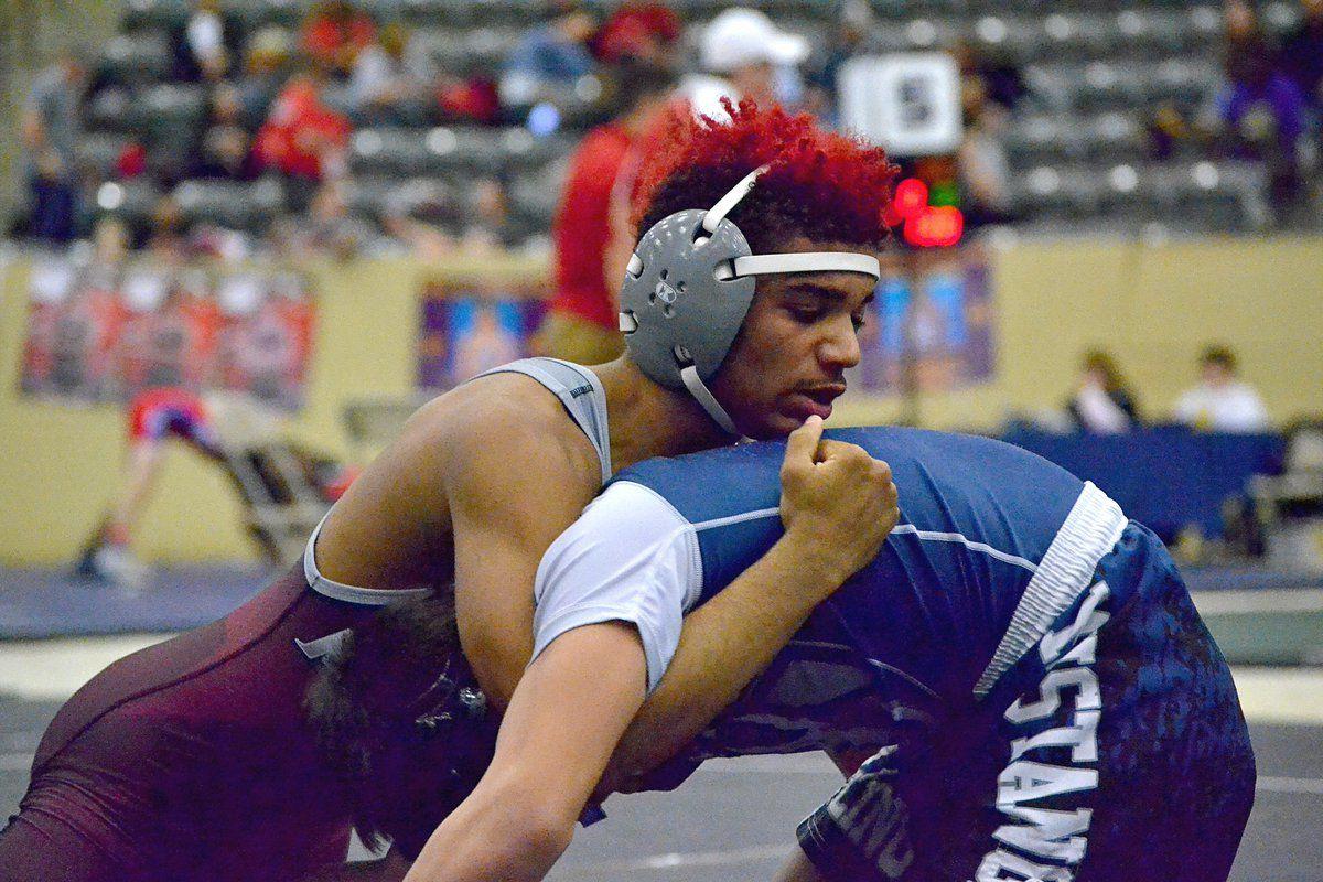 McCracken wrestler remains defeated after 1st day at state Local