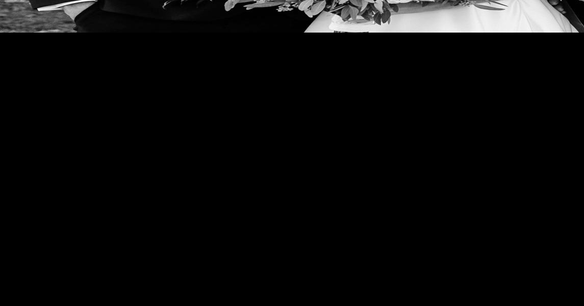 Mr. and Mrs. Drew Wrinkle Life