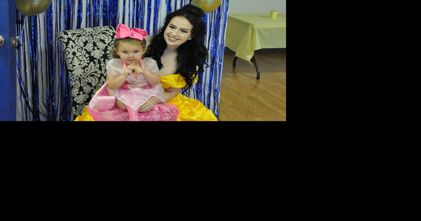 Rec Center hosts meeting with Belle Arts & Entertainment