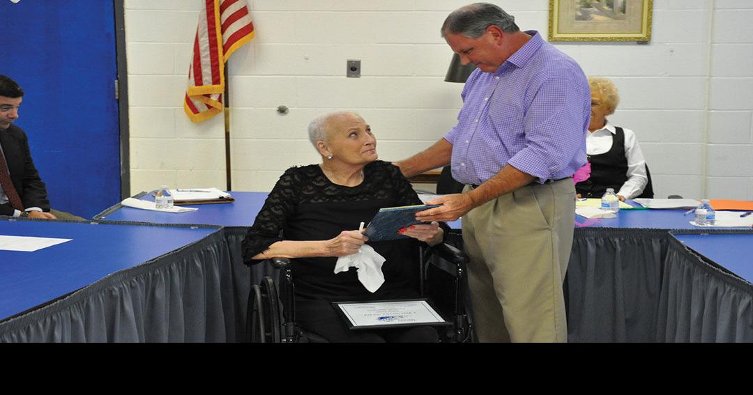 Paintsville City Council recognizes Porter, others News
