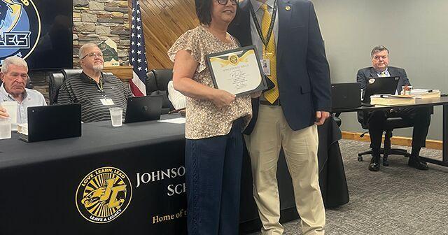County school board recognizes students, retiree during meeting
