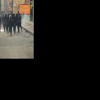 Iran security forces use tear gas in Tehran bazaar as toll rises