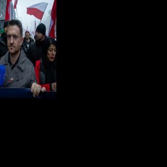 UK far-right activist Tommy Robinson visits US State Department