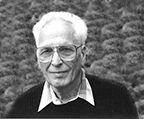 Dr MAURICE M.HALL OBIT PIC.jpg
