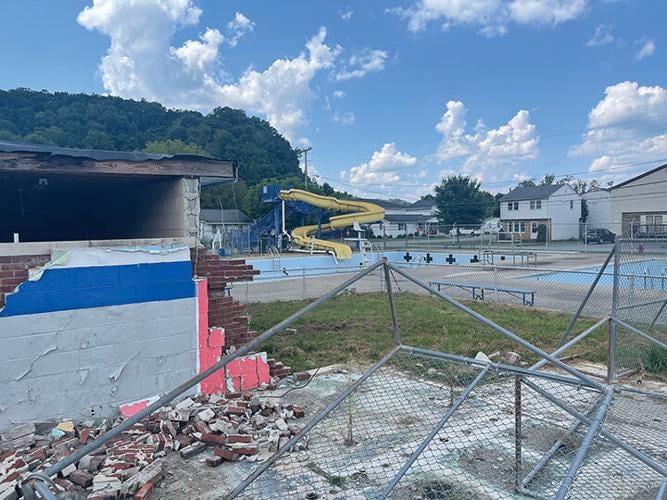 Pool perspective Officials detail proposal for Paintsville facility