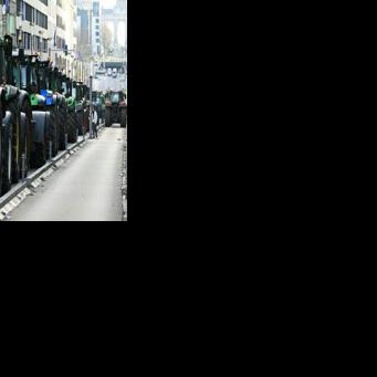 EU-Mercosur deal delayed as farmers stage Brussels show of force