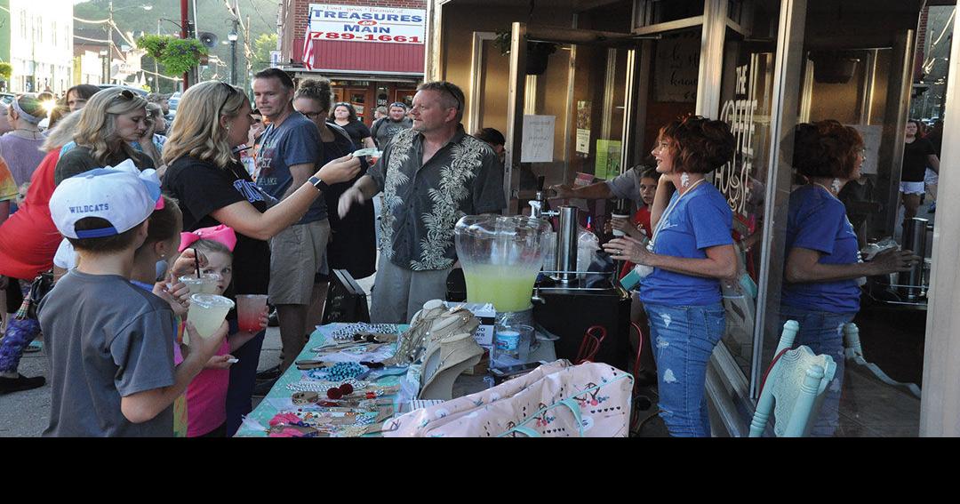 Paintsville flocks to Market 606 News