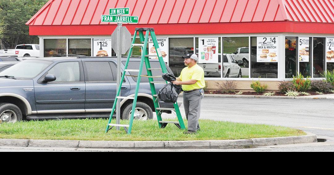 Paintsville dedicates roads to Fran Jarrell, Jim Meek News